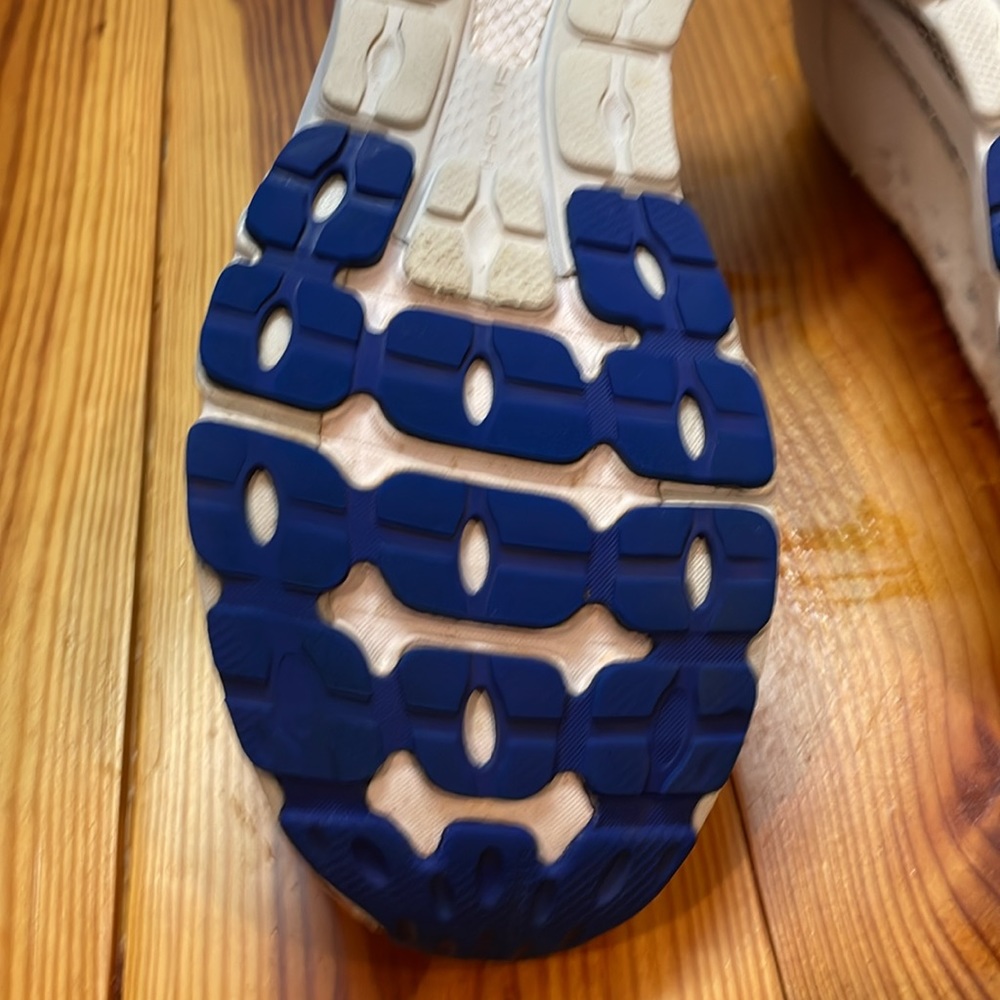 Under Armour Infinite Running Shoes - Picture 6 of 11